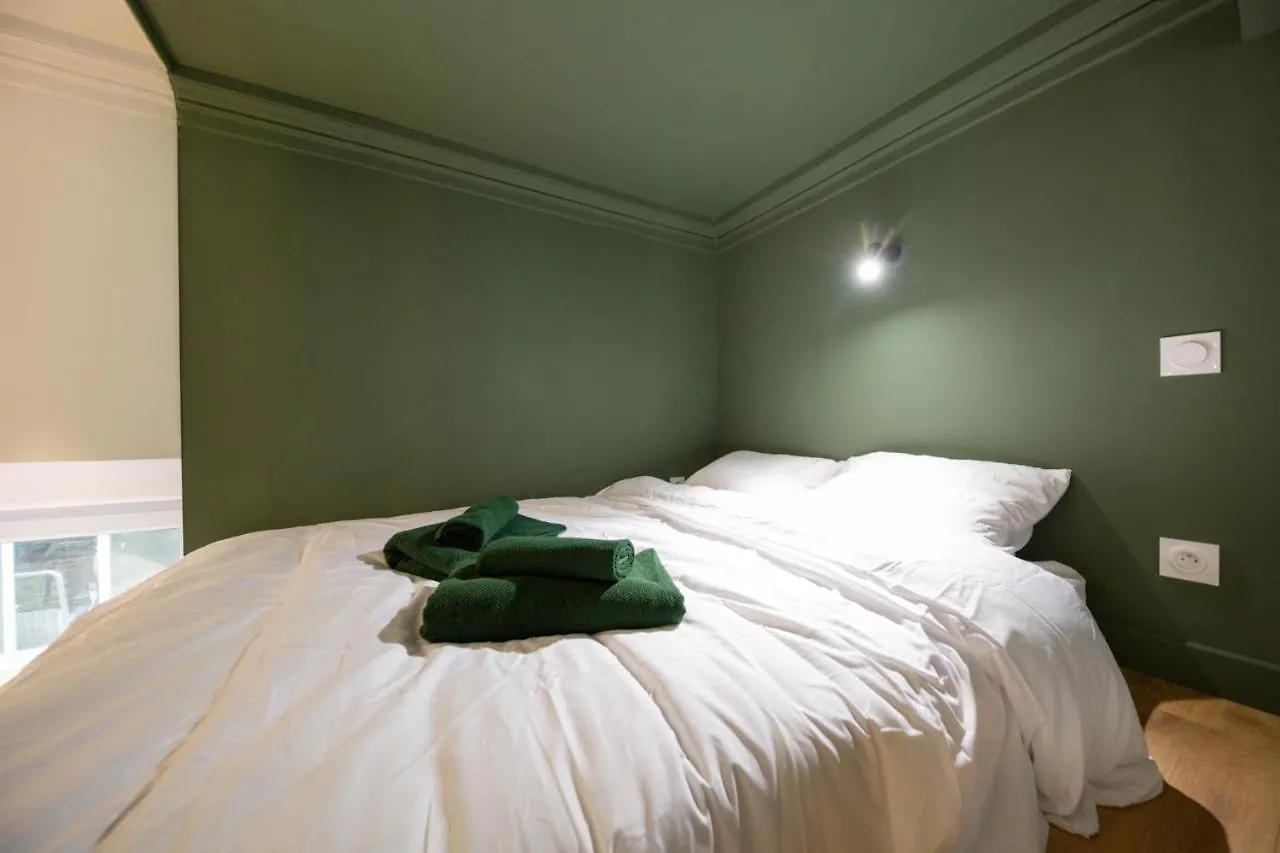 Lejlighed Superbe Appartement Avec Jardin Dinan Centre - Jerzual Frankrig